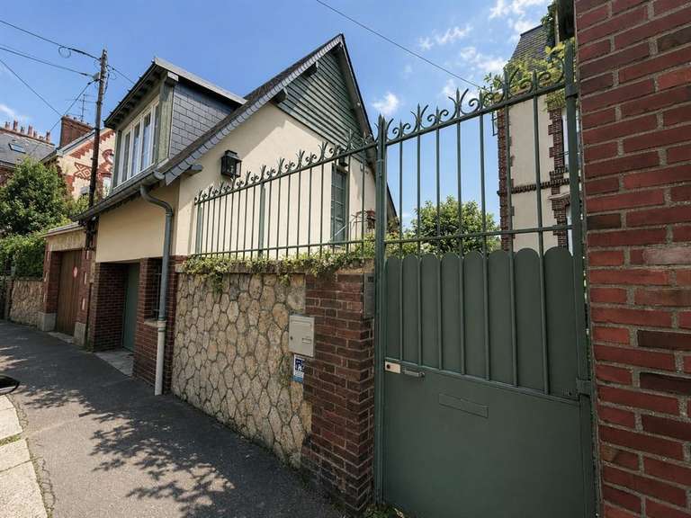 Maison Caen - 5 chambres - 220m²