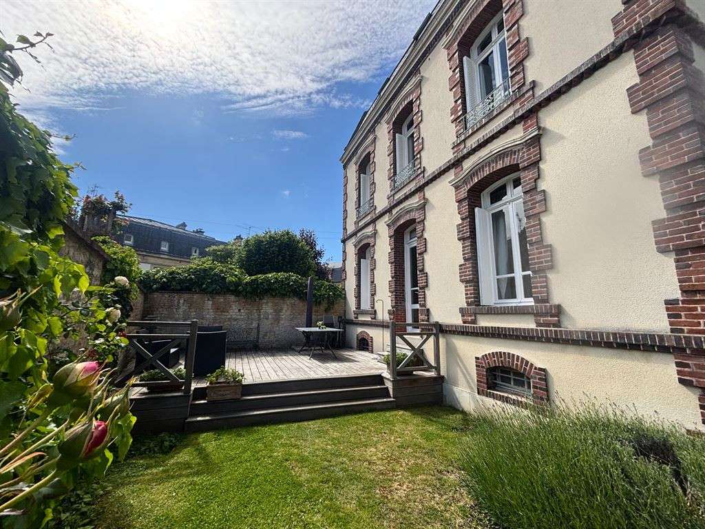 Maison Caen