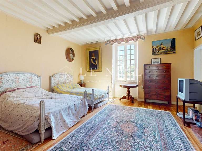 Propriété Caen - 14 chambres - 533m²
