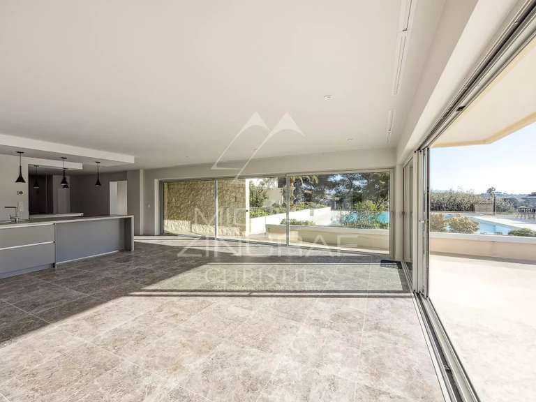 Apartment Cagnes-sur-Mer - 3 bedrooms - 200m²