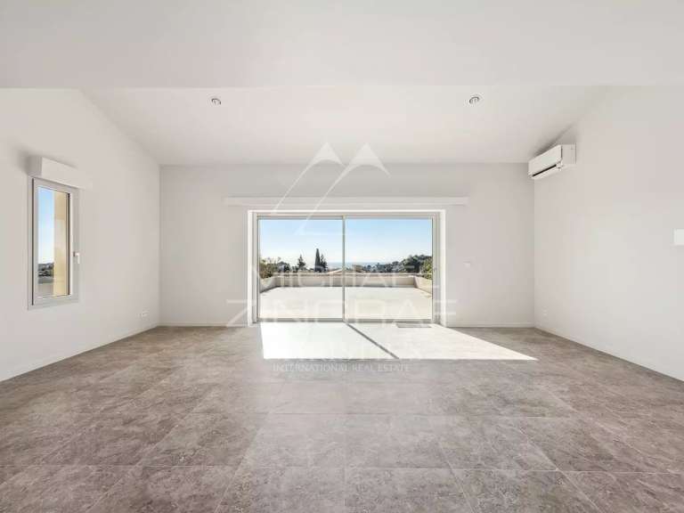 Apartment Cagnes-sur-Mer - 3 bedrooms - 141m²