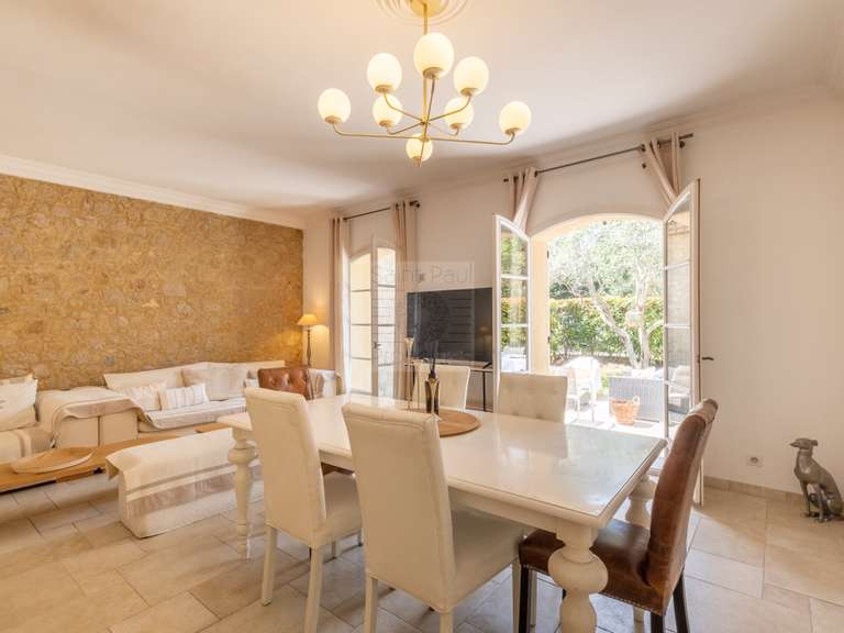 Appartement Cagnes-sur-Mer - 3 chambres - 110m²