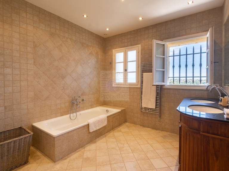 Appartement Cagnes-sur-Mer - 3 chambres - 110m²
