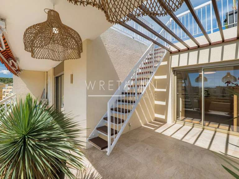 Apartment with Sea view Cagnes-sur-Mer - 3 bedrooms - 116m²