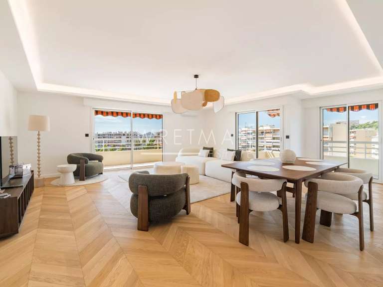 Apartment with Sea view Cagnes-sur-Mer - 3 bedrooms - 116m²