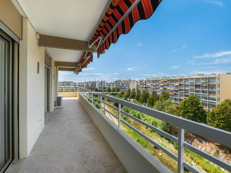 Apartment with Sea view Cagnes-sur-Mer - 3 bedrooms - 116m²