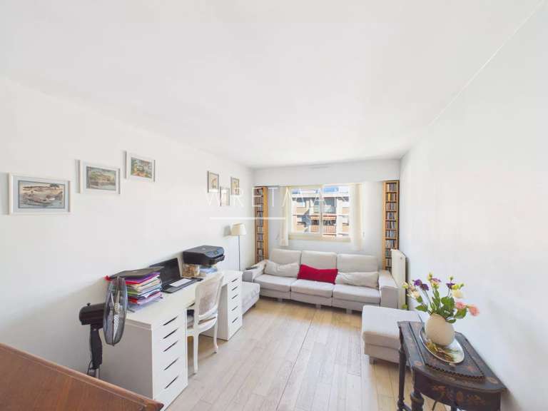 Apartment with Sea view Cagnes-sur-Mer - 3 bedrooms - 109m²