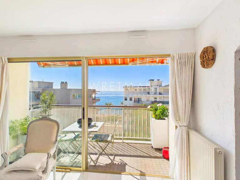 Apartment with Sea view Cagnes-sur-Mer - 3 bedrooms - 109m²
