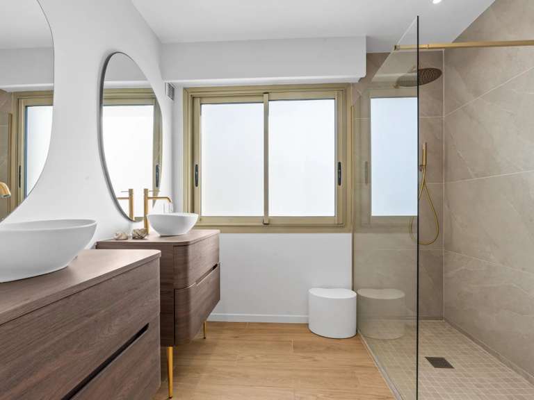 Appartement Cagnes-sur-Mer - 2 chambres - 76m²