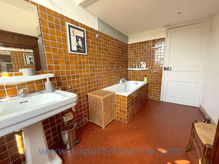 House Cagnes-sur-Mer - 4 bedrooms - 132m²