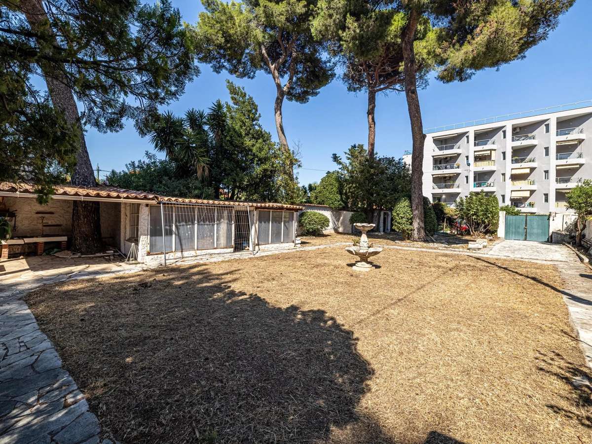 House Cagnes-sur-Mer