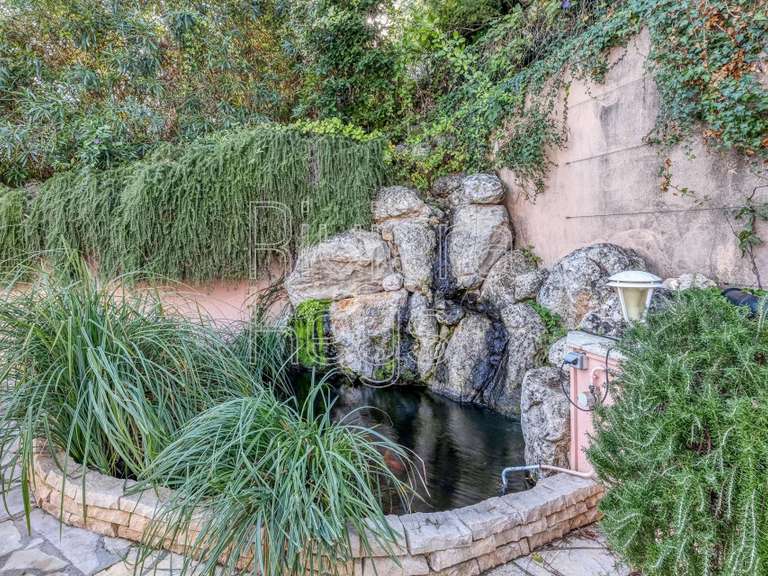 House Cagnes-sur-Mer - 4 bedrooms - 426m²