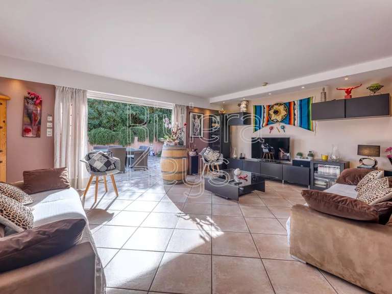 House Cagnes-sur-Mer - 4 bedrooms - 426m²