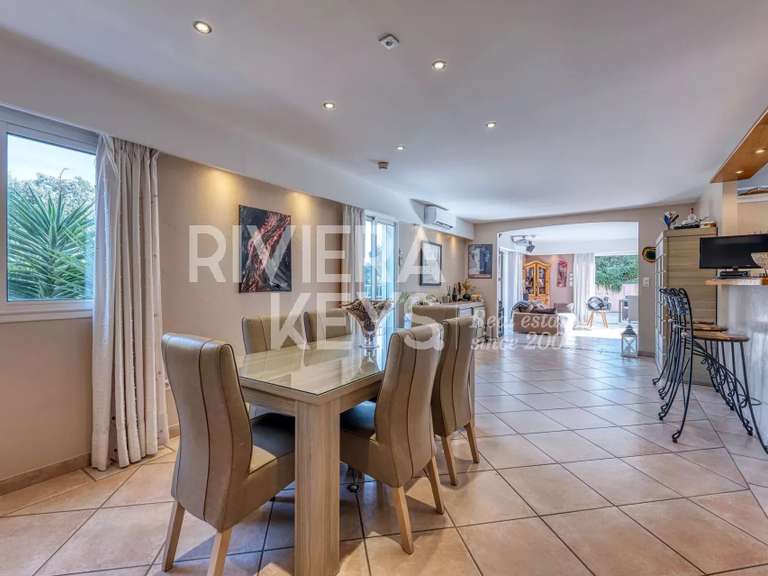 House Cagnes-sur-Mer - 4 bedrooms - 426m²