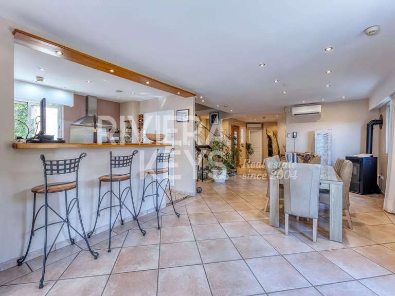 House Cagnes-sur-Mer - 4 bedrooms - 426m²