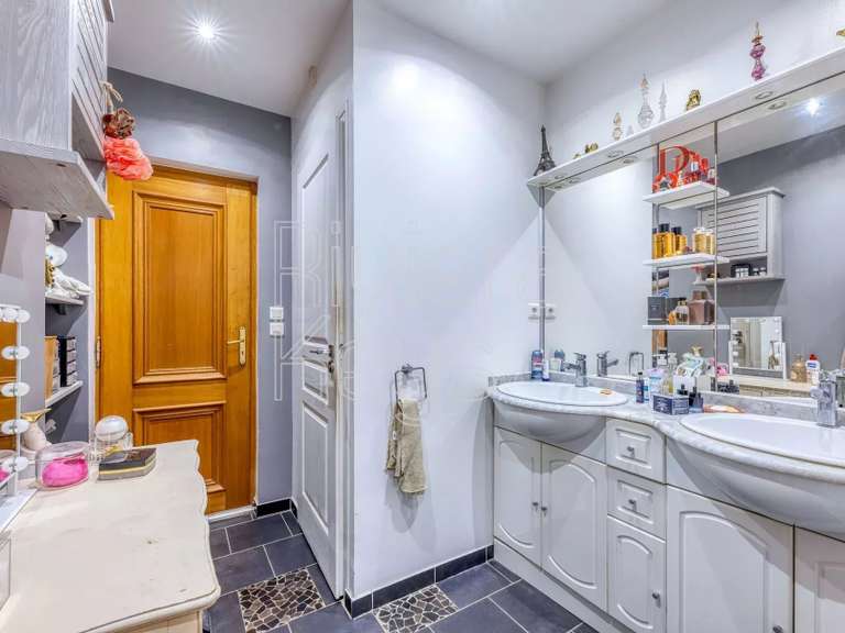 House Cagnes-sur-Mer - 4 bedrooms - 426m²