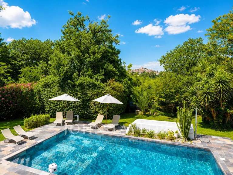 Maison Cagnes-sur-Mer - 7 chambres - 406m²