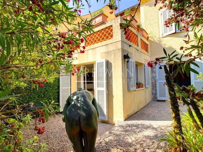 House Cagnes-sur-Mer - 4 bedrooms - 180m²