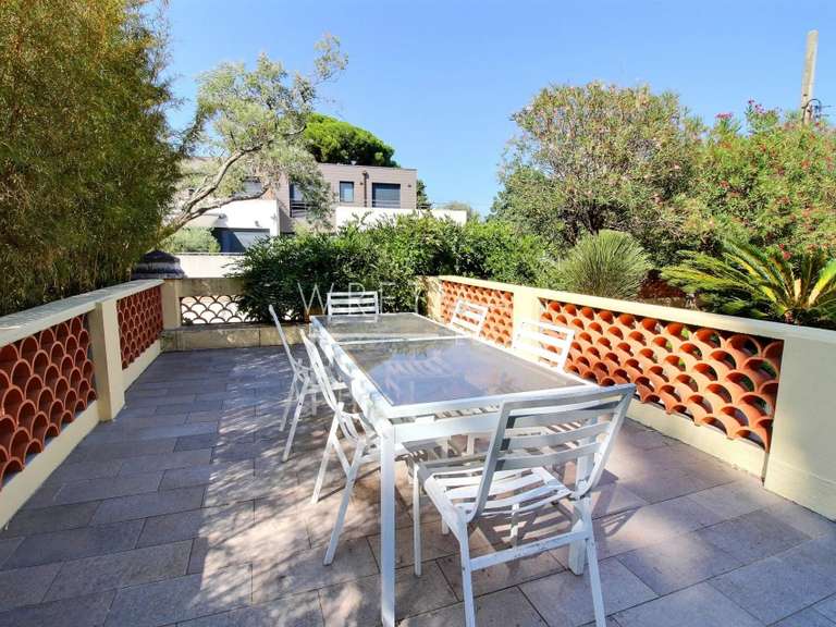Maison Cagnes-sur-Mer - 4 chambres - 180m²