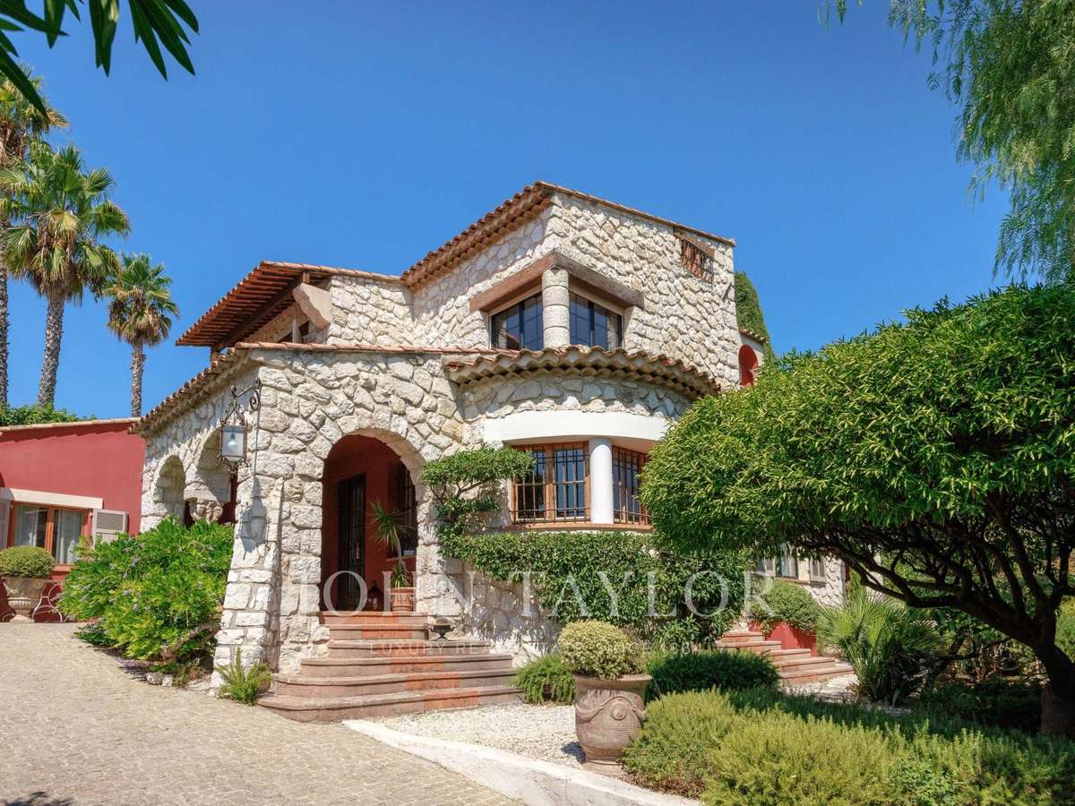 House Cagnes-sur-Mer