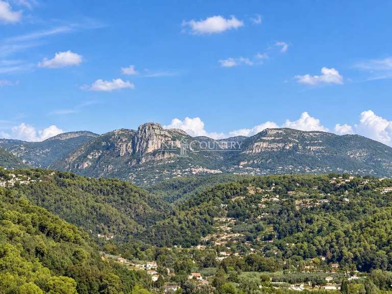 House Cagnes-sur-Mer - 5 bedrooms - 223m²