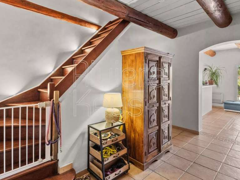 Villa with Sea view Cagnes-sur-Mer - 6 bedrooms - 188m²