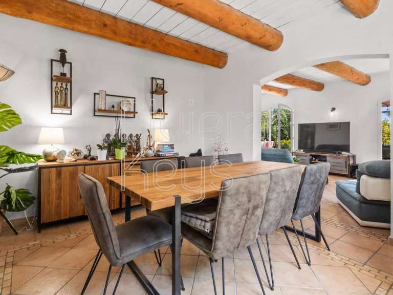 Villa with Sea view Cagnes-sur-Mer - 6 bedrooms - 188m²