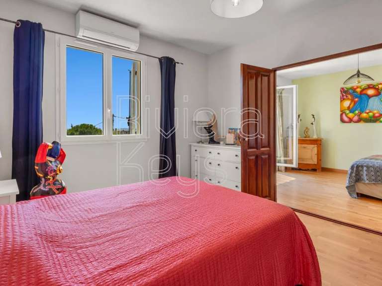 Villa with Sea view Cagnes-sur-Mer - 6 bedrooms - 188m²