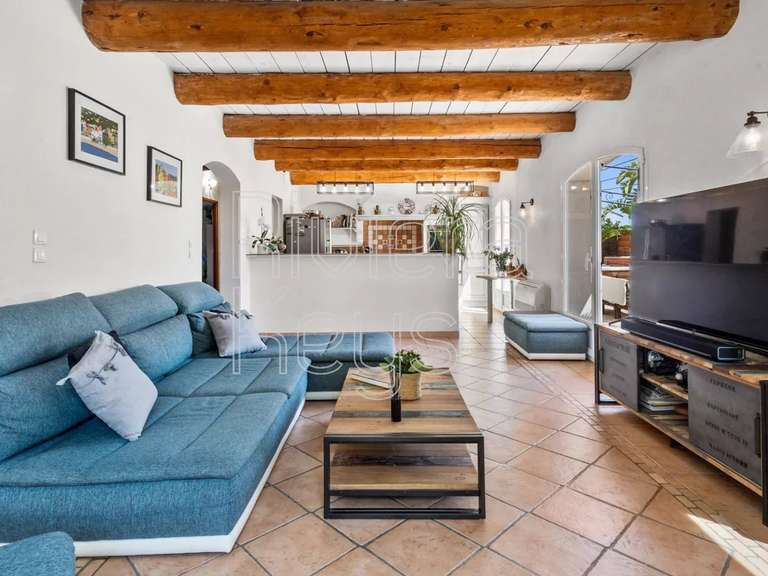 Villa with Sea view Cagnes-sur-Mer - 6 bedrooms - 188m²