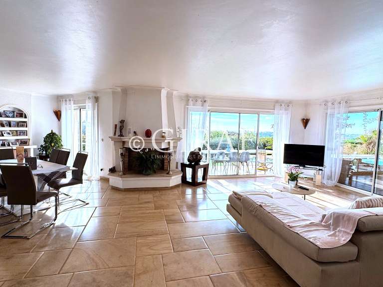 Villa with Sea view Cagnes-sur-Mer - 4 bedrooms - 205m²