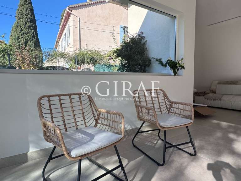 Villa Cagnes-sur-Mer - 3 bedrooms - 110m²