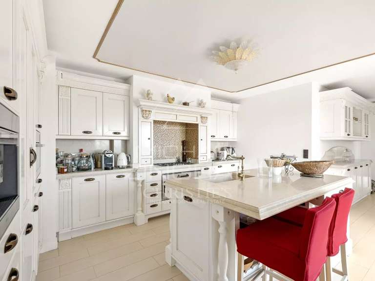 Villa with Sea view Cagnes-sur-Mer - 6 bedrooms - 330m²