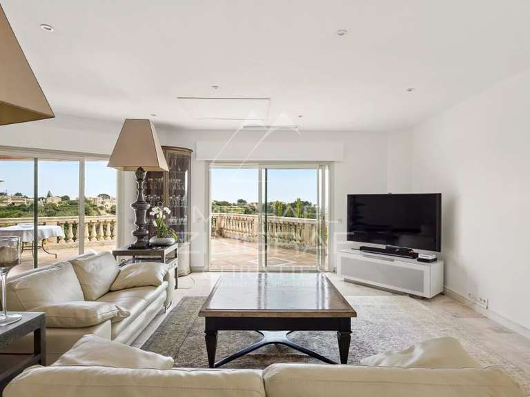 Villa with Sea view Cagnes-sur-Mer - 6 bedrooms - 330m²