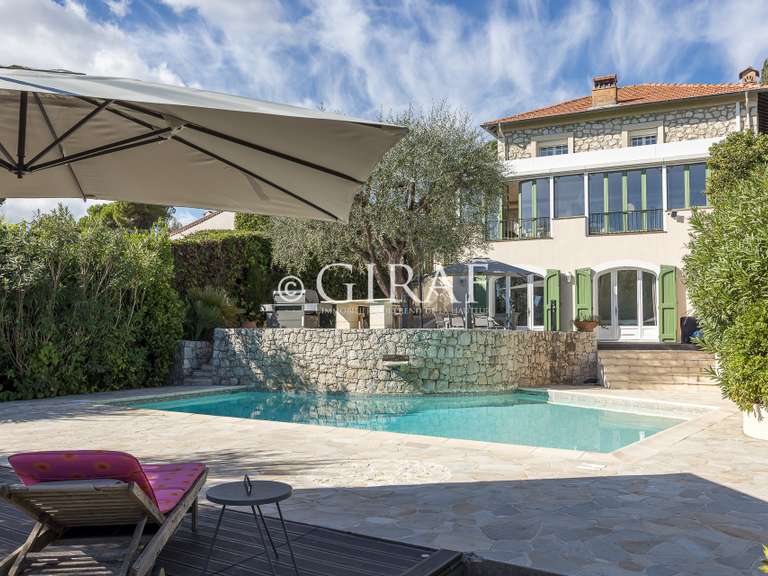 Villa Cagnes-sur-Mer - 5 chambres - 220m²