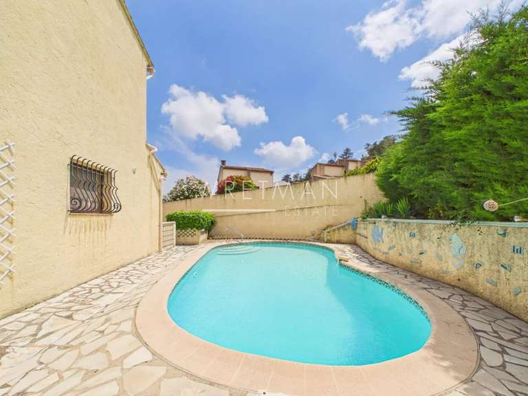 Villa Cagnes-sur-Mer - 4 chambres - 138m²