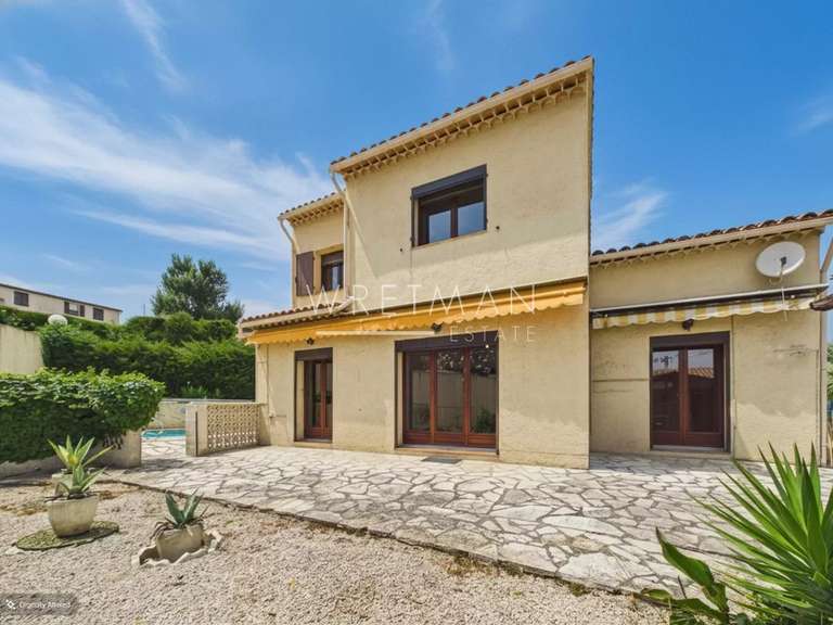 Villa Cagnes-sur-Mer - 4 chambres - 138m²