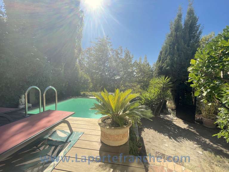 Villa Cagnes-sur-Mer - 2 bedrooms - 88m²
