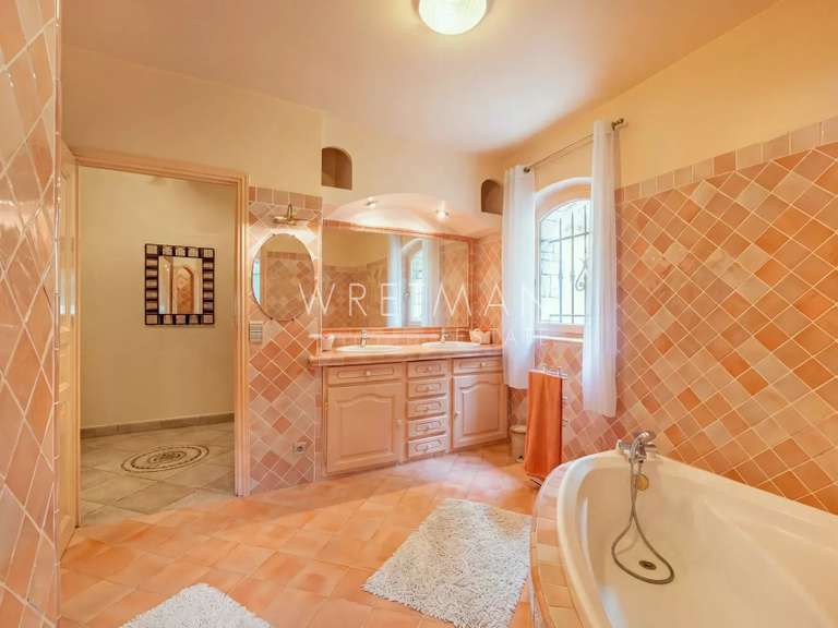 Villa Cagnes-sur-Mer - 4 chambres - 215m²