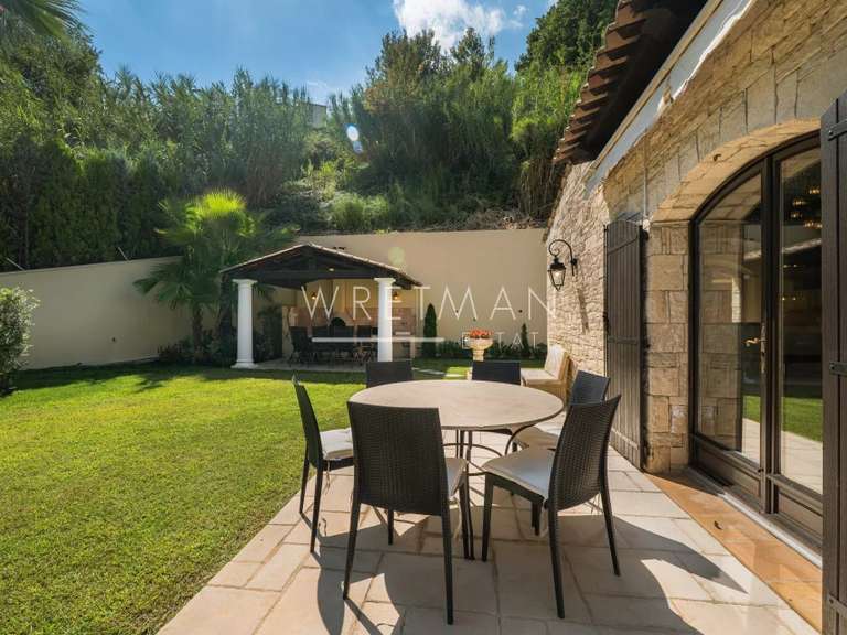 Villa Cagnes-sur-Mer - 4 chambres - 215m²