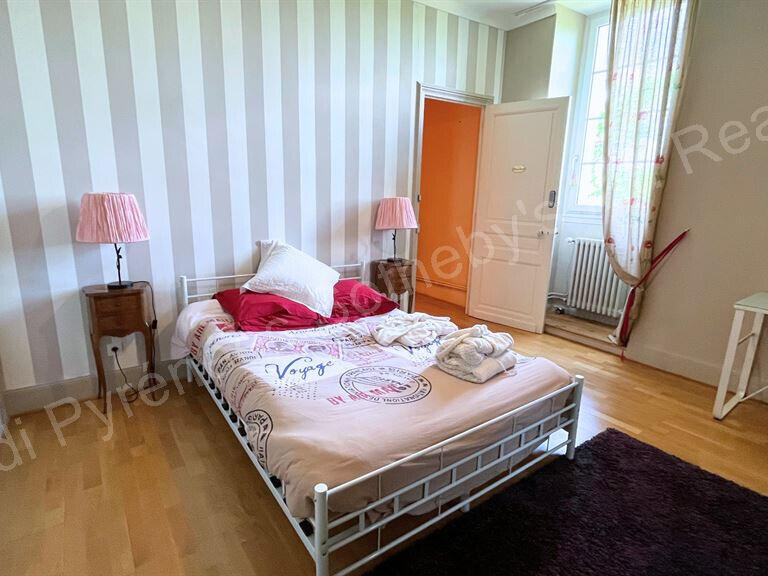 Sale Castle Cahors - 7 bedrooms