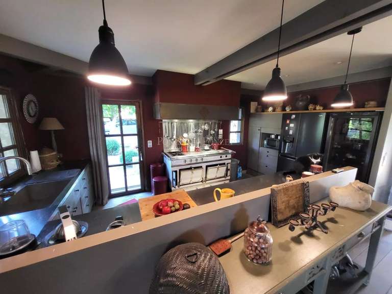 Castle Cahors - 9 bedrooms - 635m²