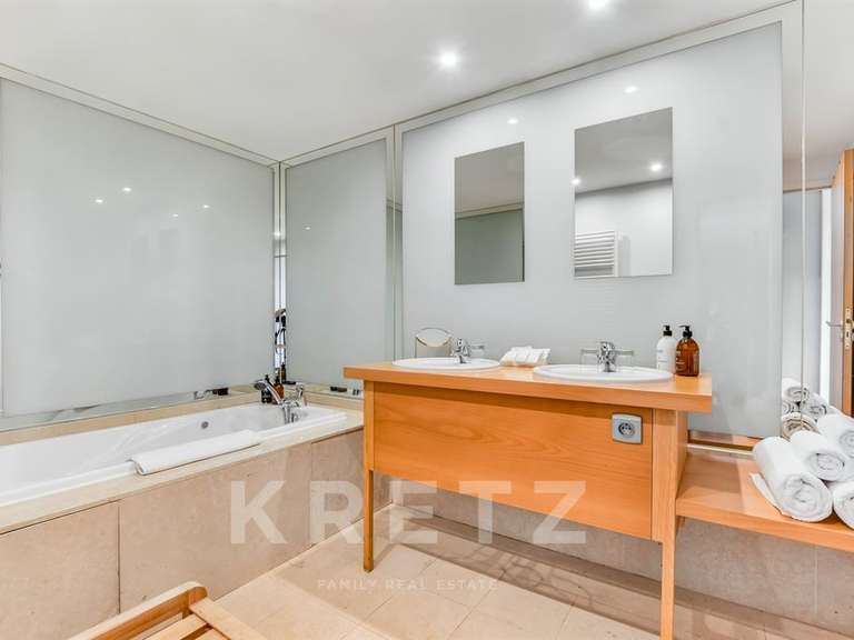 Castle Cahuzac-sur-Vère - 18 bedrooms - 850m²