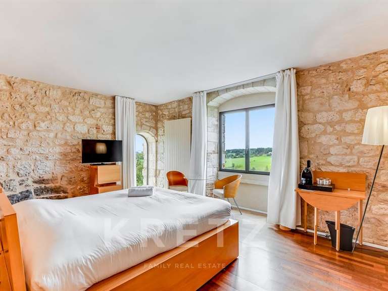 Castle Cahuzac-sur-Vère - 18 bedrooms - 850m²