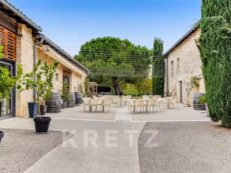 Château Cahuzac-sur-Vère - 18 chambres - 850m²