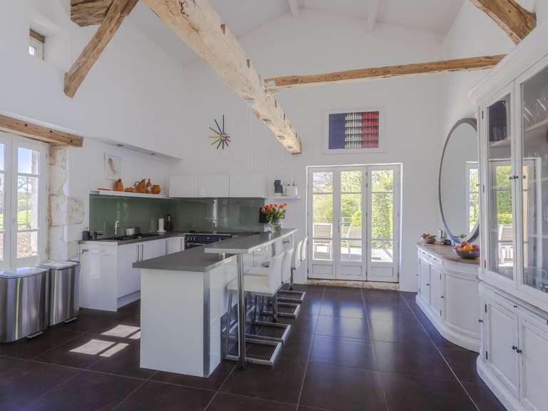 Maison Cahuzac-sur-Vère - 4 chambres - 199m²