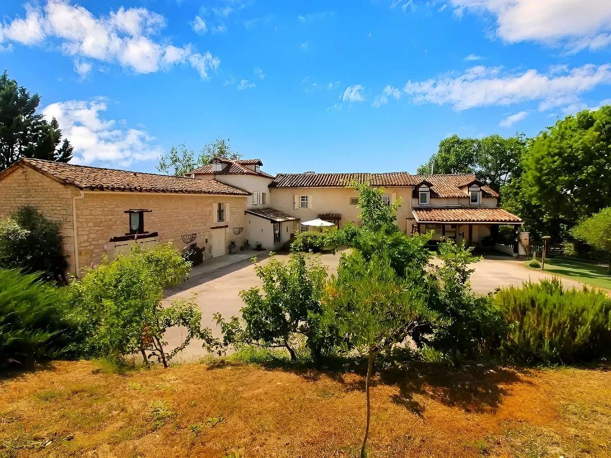 Property Cahuzac-sur-Vère