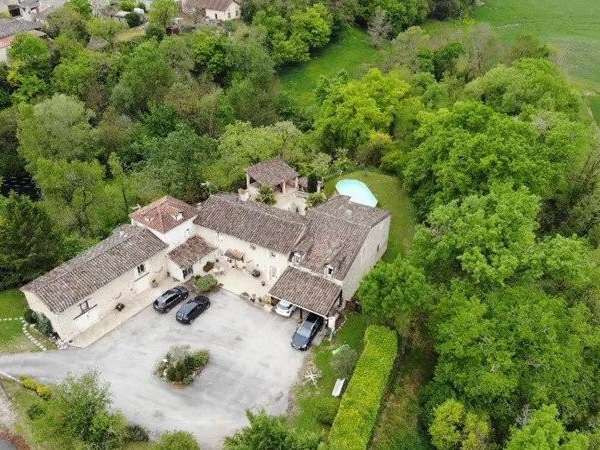 Propriété Cahuzac-sur-Vère - 7 chambres