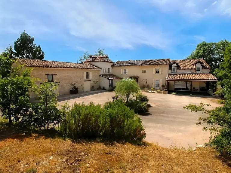 Propriété Cahuzac-sur-Vère - 7 chambres