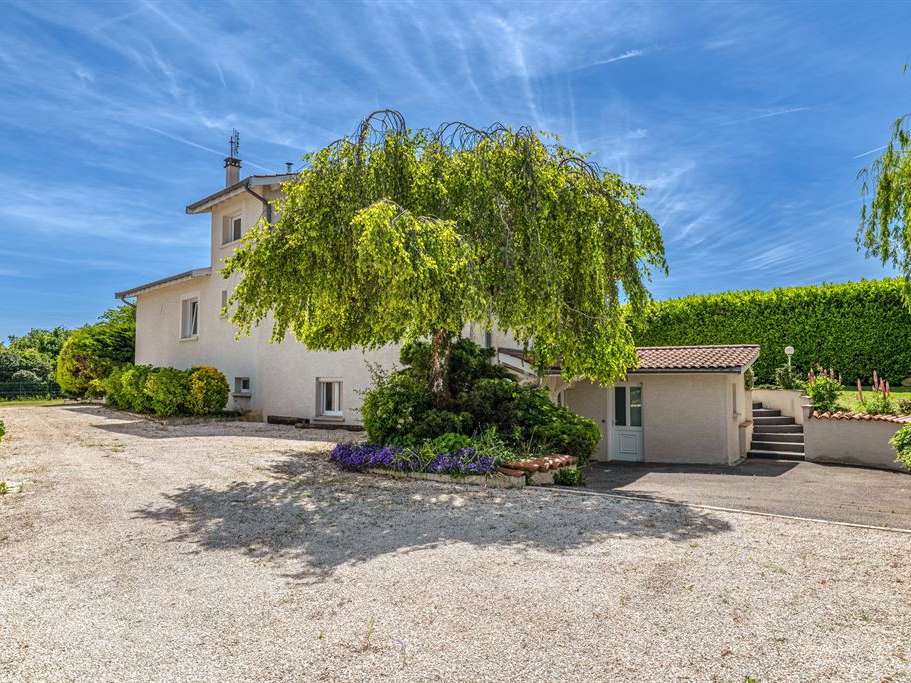 Maison Cailloux-sur-Fontaines
