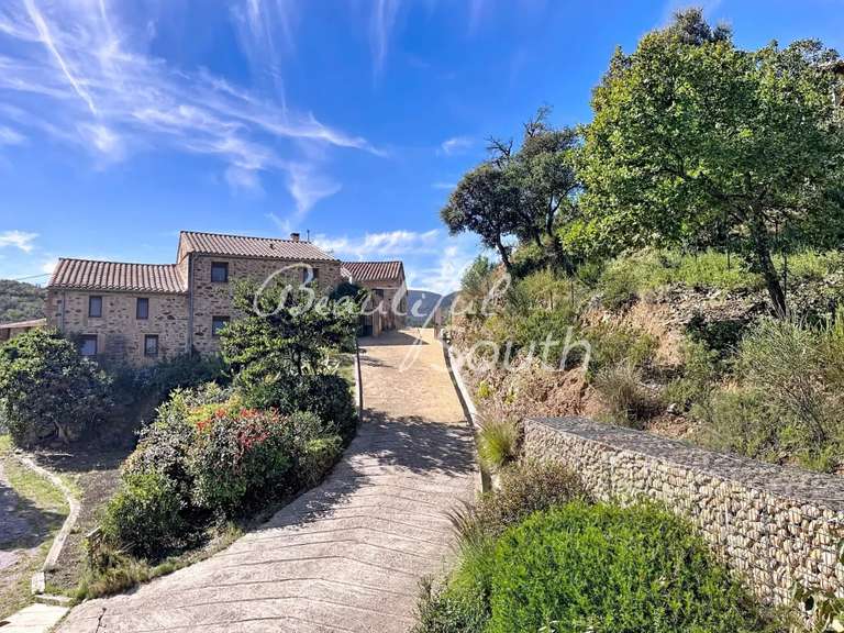 Maison Caixas - 5 chambres - 385m²